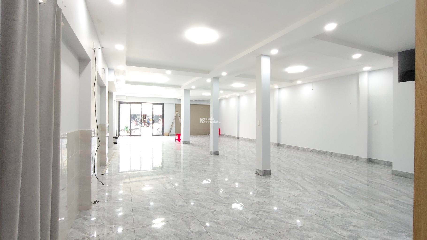 TÂN PHÚ- NHỈNH 42 TỶ CÓ NHÀ MẶT TIỀN KINH DOANH BUÔN BÁN 8x 23 ĐANG CHO THUÊ SPA DÒNG TIỀN ỔN ÁP 