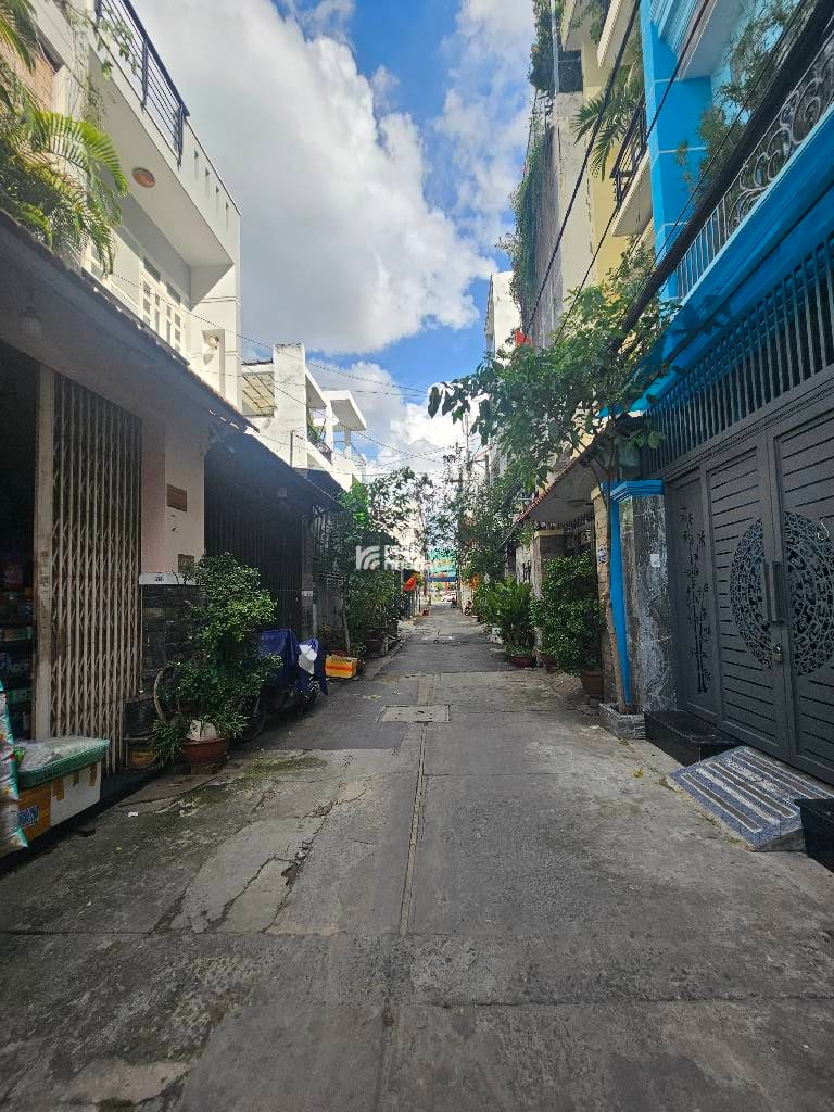 CHẾ LAN VIÊN, TÂN PHÚ, 44M2 NGANG CHUẨN 4M NGANG. GIẢM 550TR CHỈ 3.85T TL TỐT