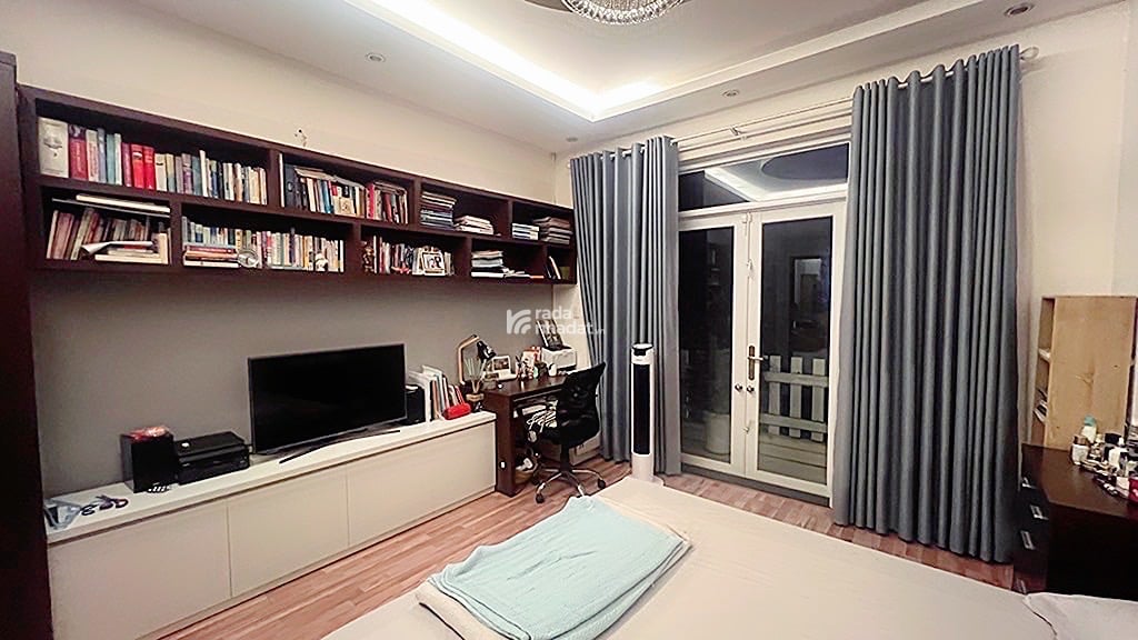 Bán nhà trung tâm tây thạnh gần chế lan viên