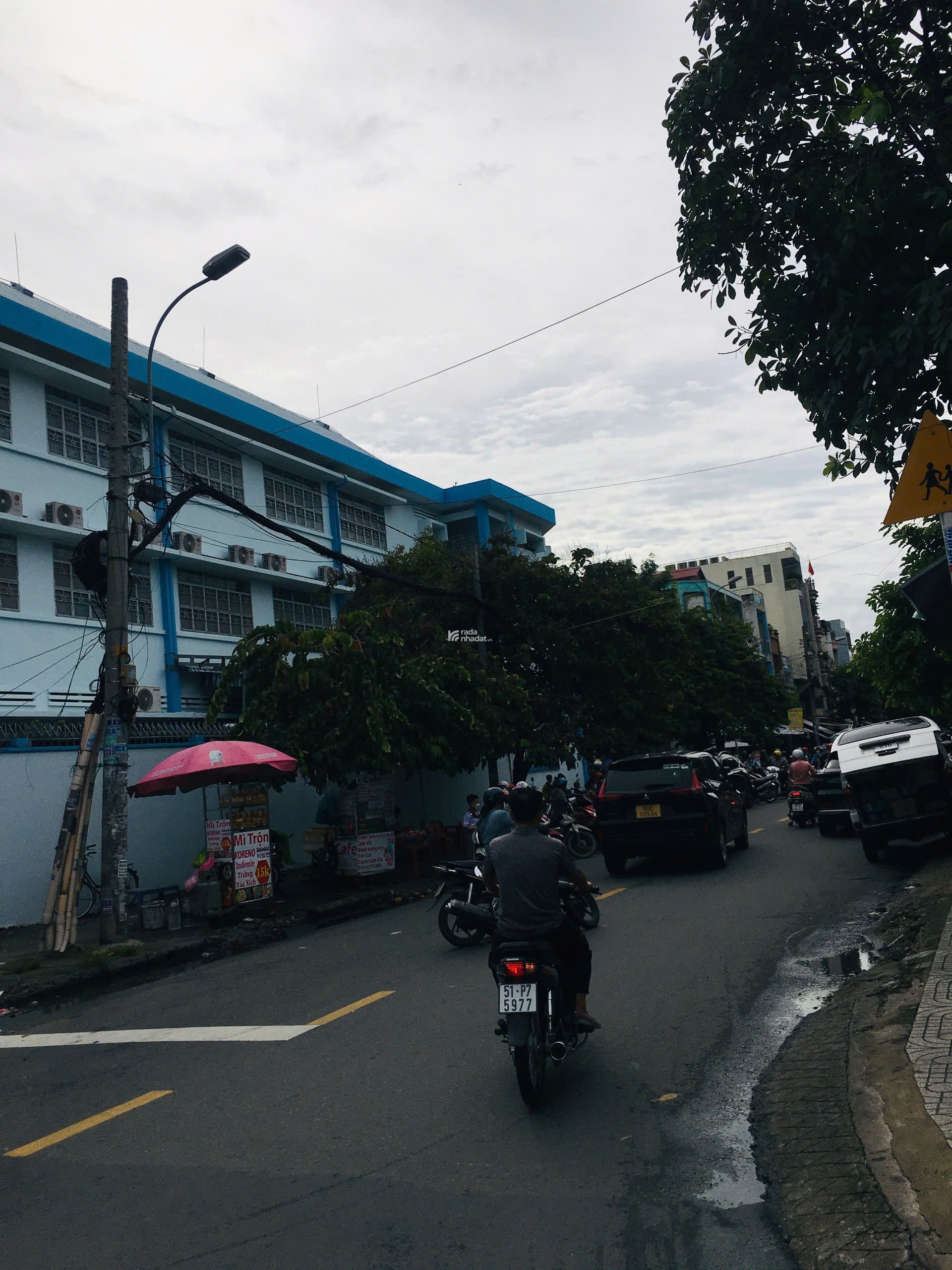 Cho thuê Tòa nhà 7 tầng, 2 mặt tiền ngay ngã tư Tây Thạnh - Vị trí vàng, sẵn sàng kinh doanh