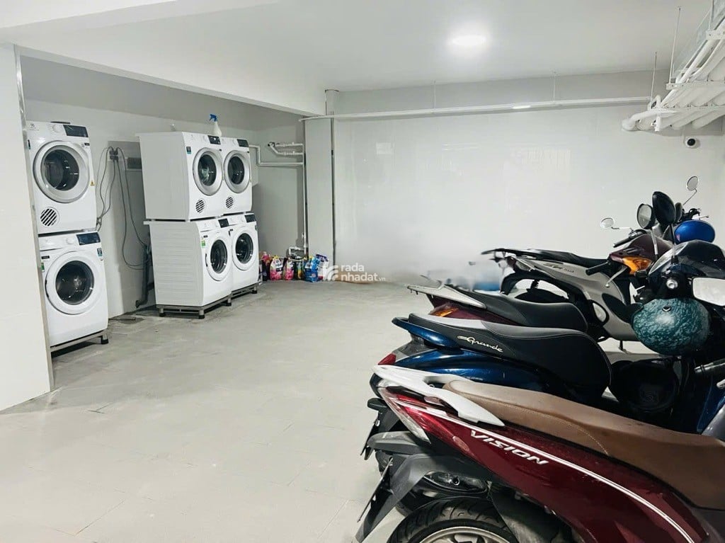 CHDV 6L có HẦM ngang 9m 140m2 26PNMB thuê HXH tới cửa ngay ĐH Văn Lang DT 170tr 27.5 tỷ