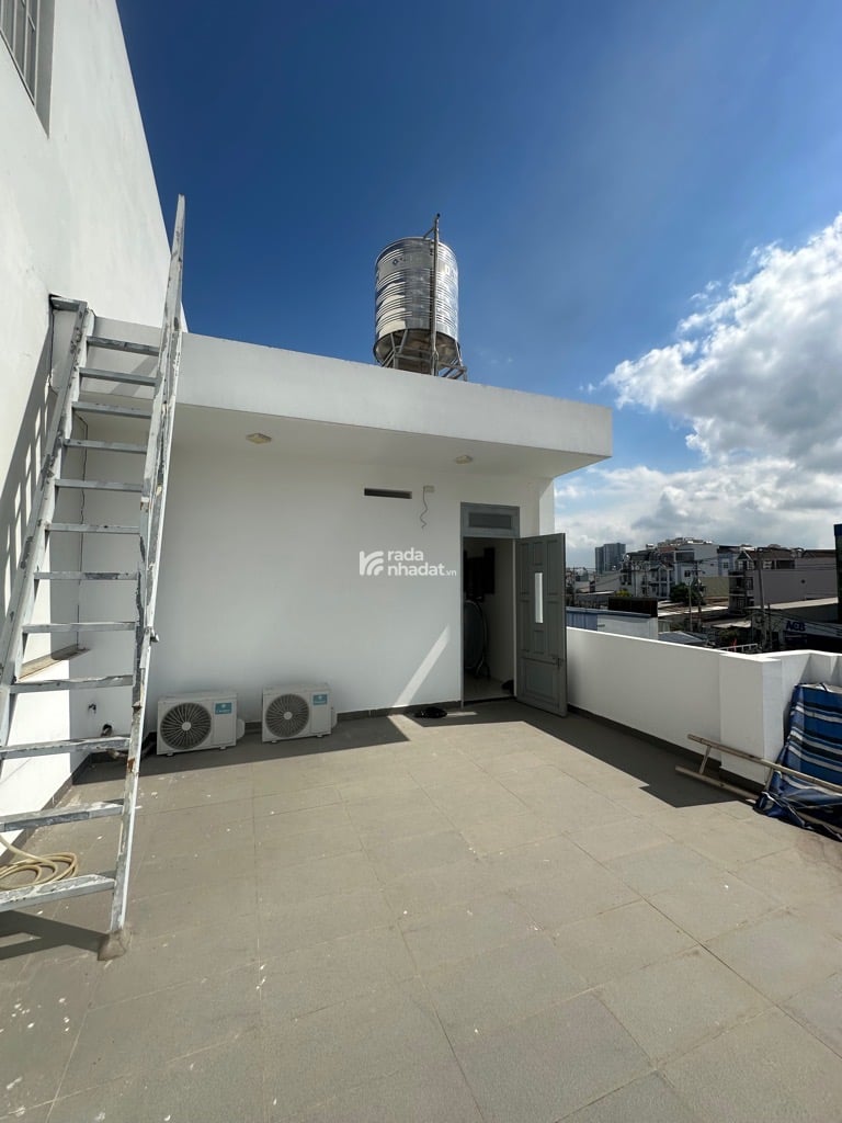 BÁN BIỆT THỰ KHU VIP AN DƯƠNG VƯƠNG 121.4M2 10.X TỶ SÂN ĐỂ Ô TÔ