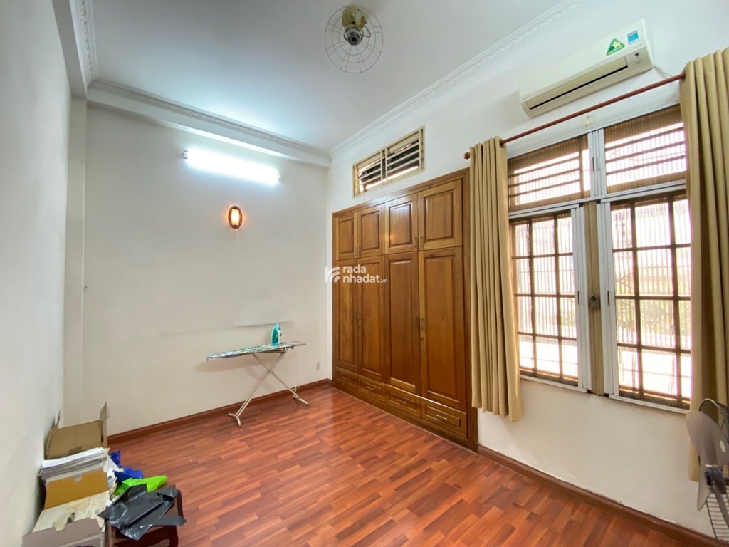 BÁN NHÀ HẺM XE HƠI ÚT TỊCH 65M2 3 TẦNG GIẢM GIÁ CÒN 11.5 TỶ KHU TRUNG TÂM TÂN BÌNH