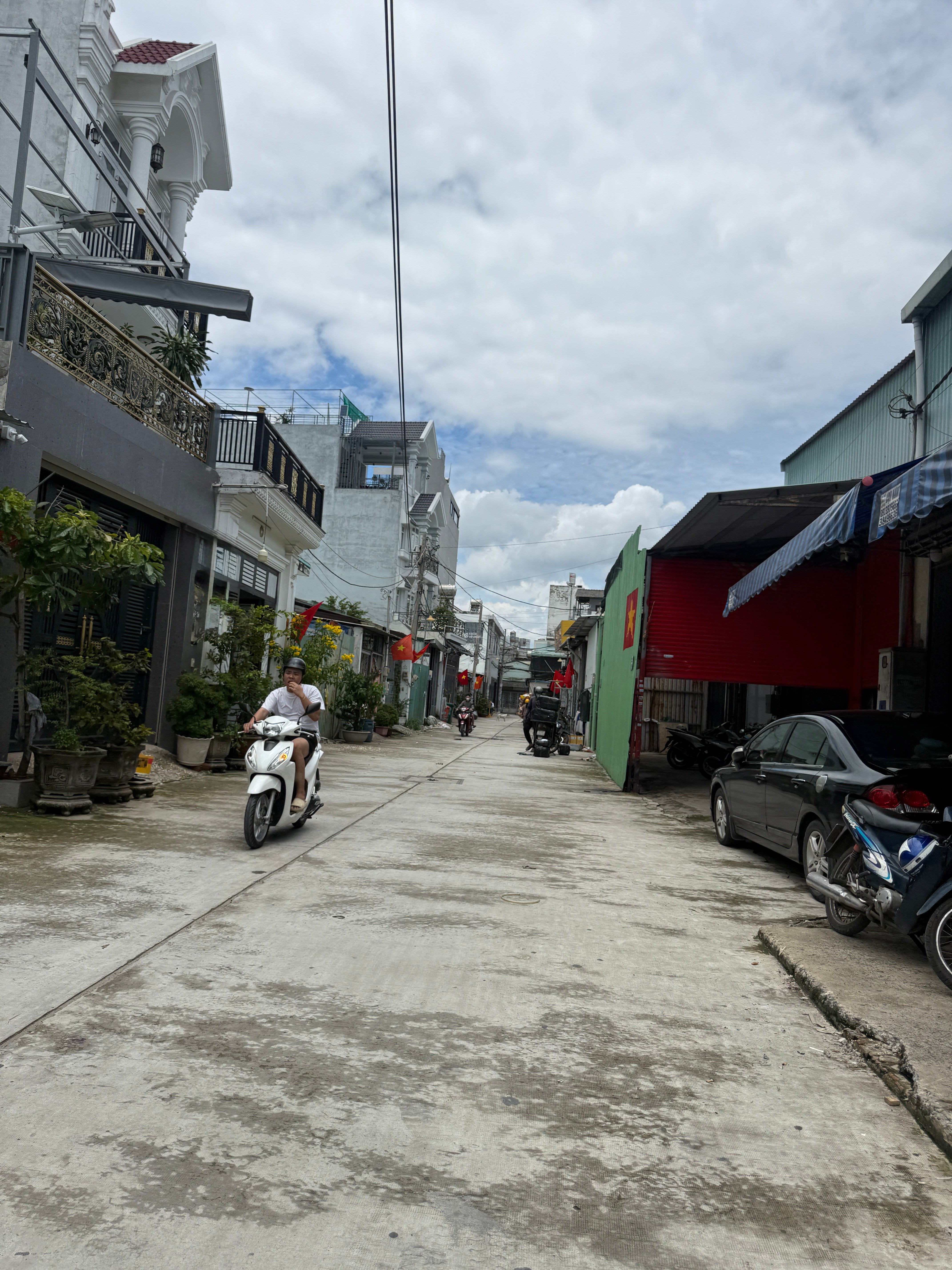 C4 Lửng Tiện Xây Mới, 190m2 (5.5x26m Nở Hậu Đều 8.5m) Đường 8m Thông