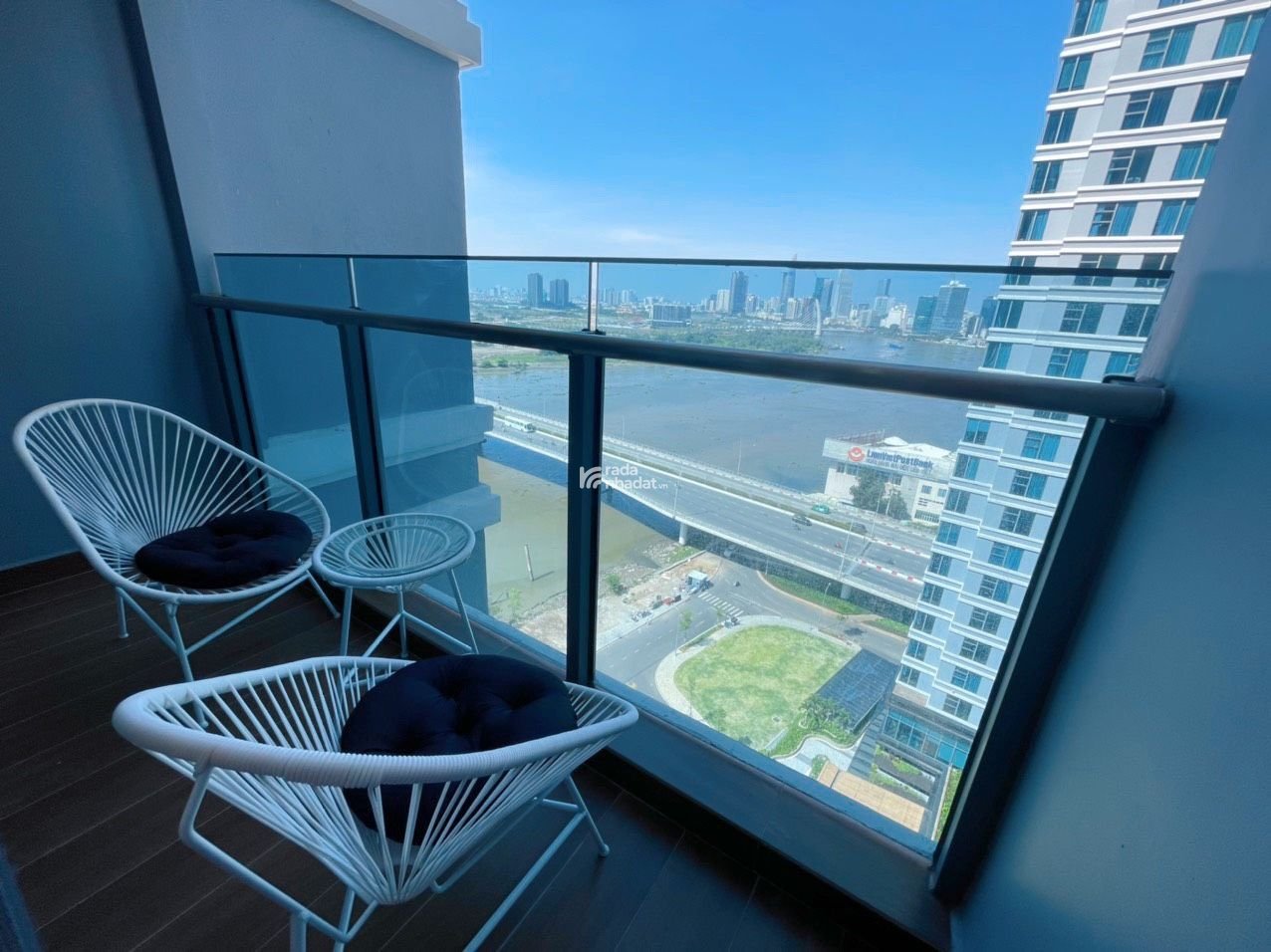 Cho thuê CC Saigon Pearl, 18 triệu, 90m2, 2PN, 2WC, hướng Tây Bắc