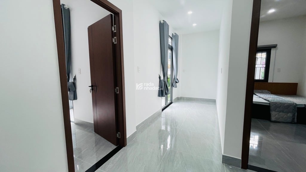 BIỆT THỰ MINI NGANG KHỦNG 9M - THỚI TAM THÔN - HÓC MÔN -  FULL NỘI THẤT LUNG LINH - 6.4 TỶ