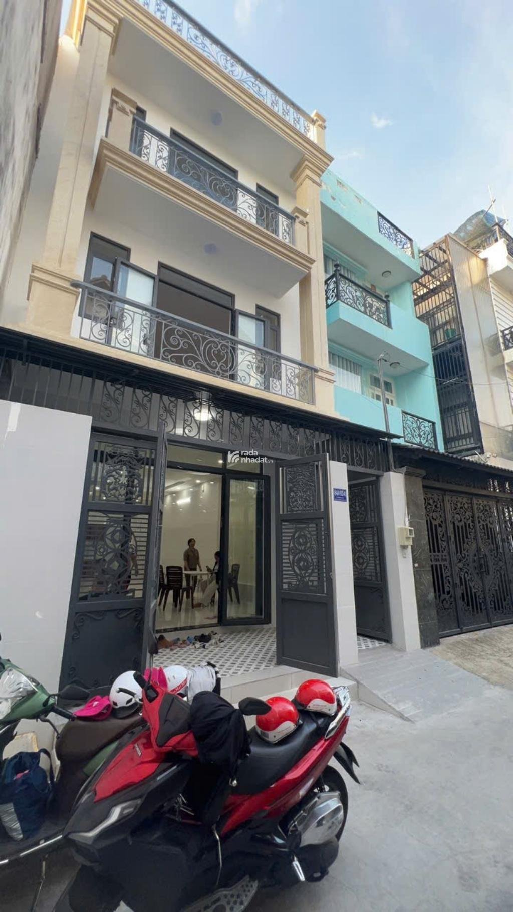 SIÊU PHẨM 4 LẦU - NGANG KHỦNG 6M X 15M - ĐƯỜNG HƯƠNG LỘ 2- 4PN - 5 WC 