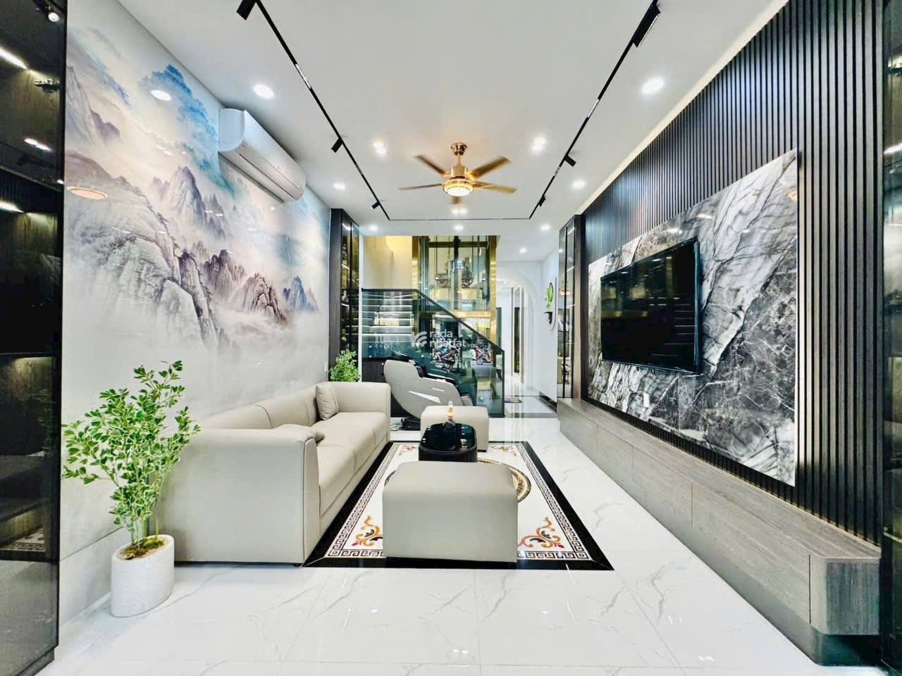 Bán nhà diện tích 50,4m2 giá 3tỷ1 đường Bùi Đình Tuý phường 24 quận Bình Thạnh