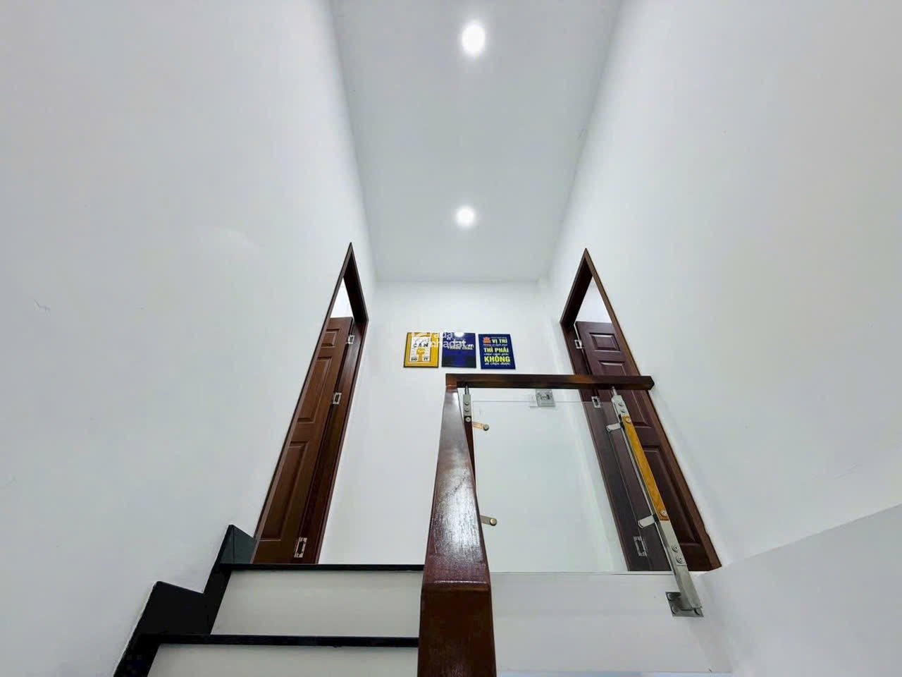 Cần xoay vốn đẩy gấp căn 39,2m2 giá 3tỷ600triệu đường Diên Hồng ,p.1, q.Bình Thạnh