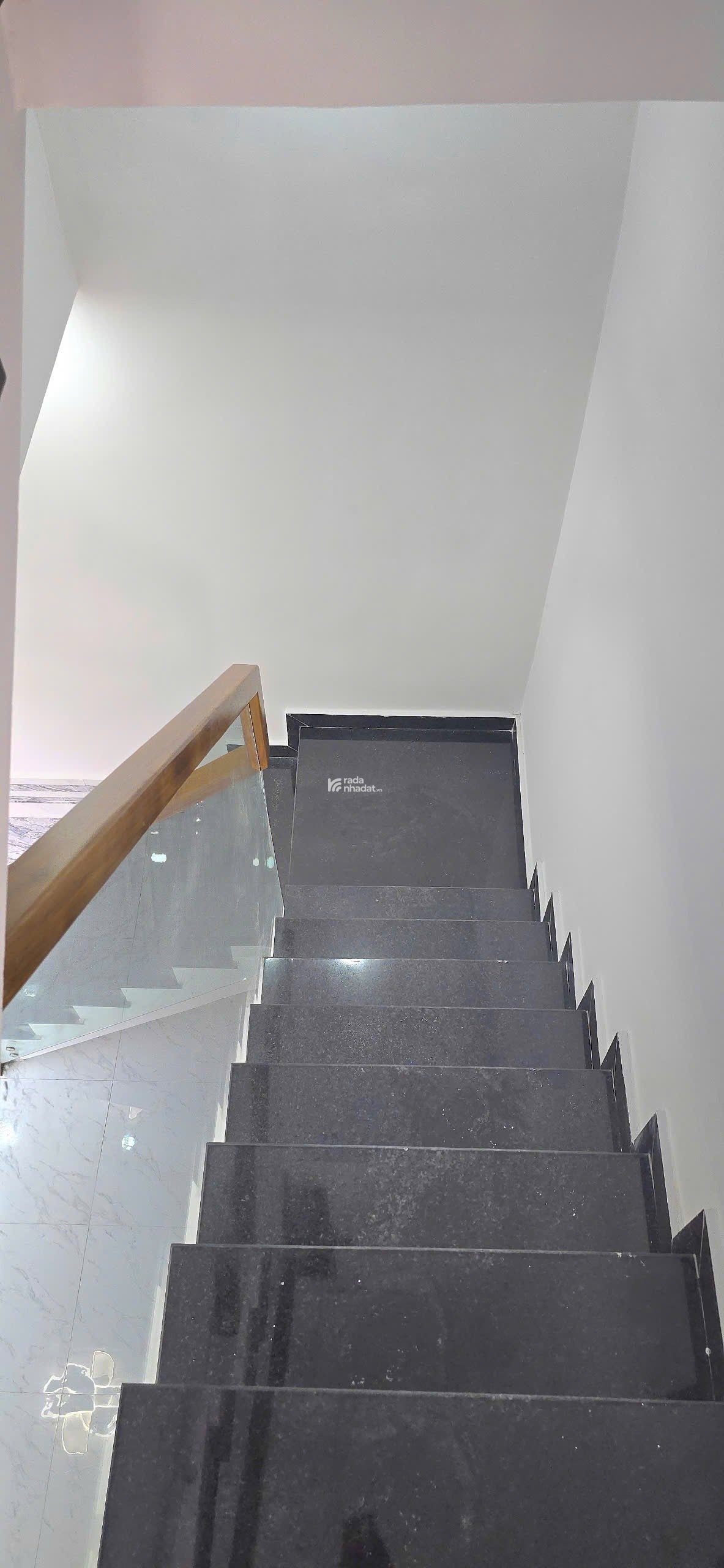 Nhà 1 lầu, 2pn, 2wc, 1bếp. Hiệp Thành Q12