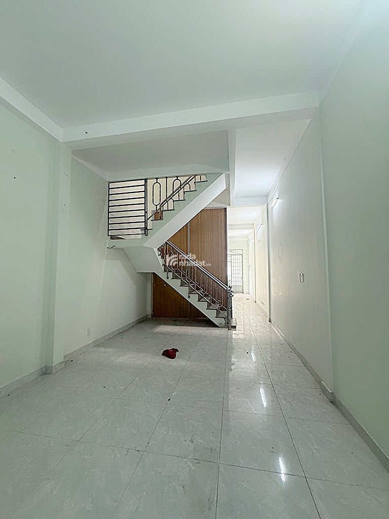 Bán nhà gần văn cao bình hưng hoà a