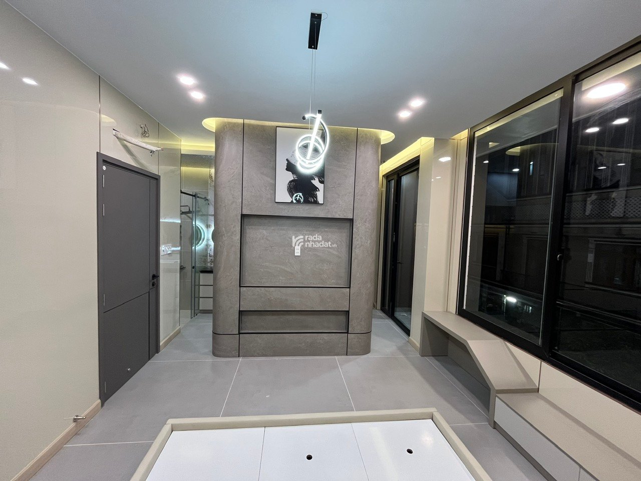 Siêu vị trí hẻm xe hơi đường Thành Thái quận 10 (DT 5x30m) 4 tầng tiện ở liền