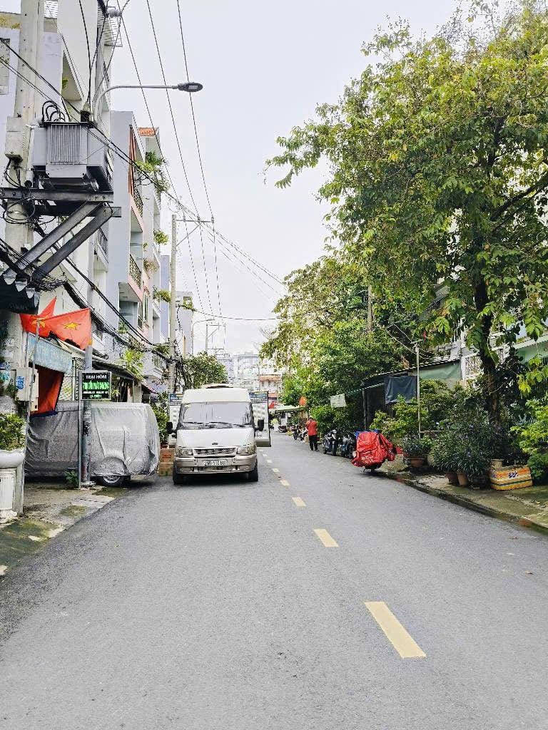 Mặt tiền đường số 27 - ngang 4M nhà đẹp 3 lầu full nội thất - vừa ở vừa kd - nhỉnh 8T Tl