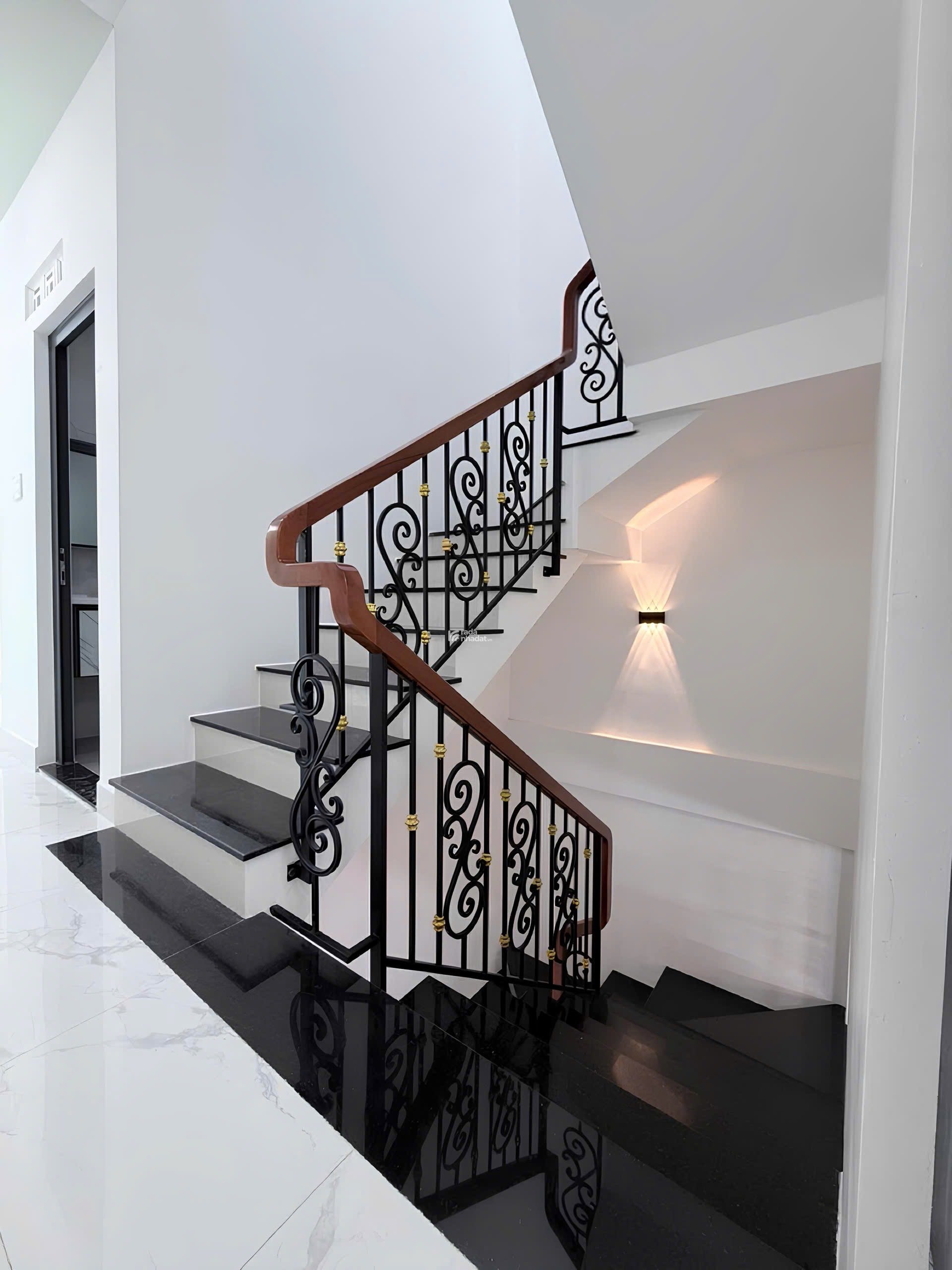 DT: 4x15 (60m2) - Nhà Đúc 4 Tầng - Đường Xe Hơi - Cạnh Tân Sơn Nhì - chỉ 6,x ty