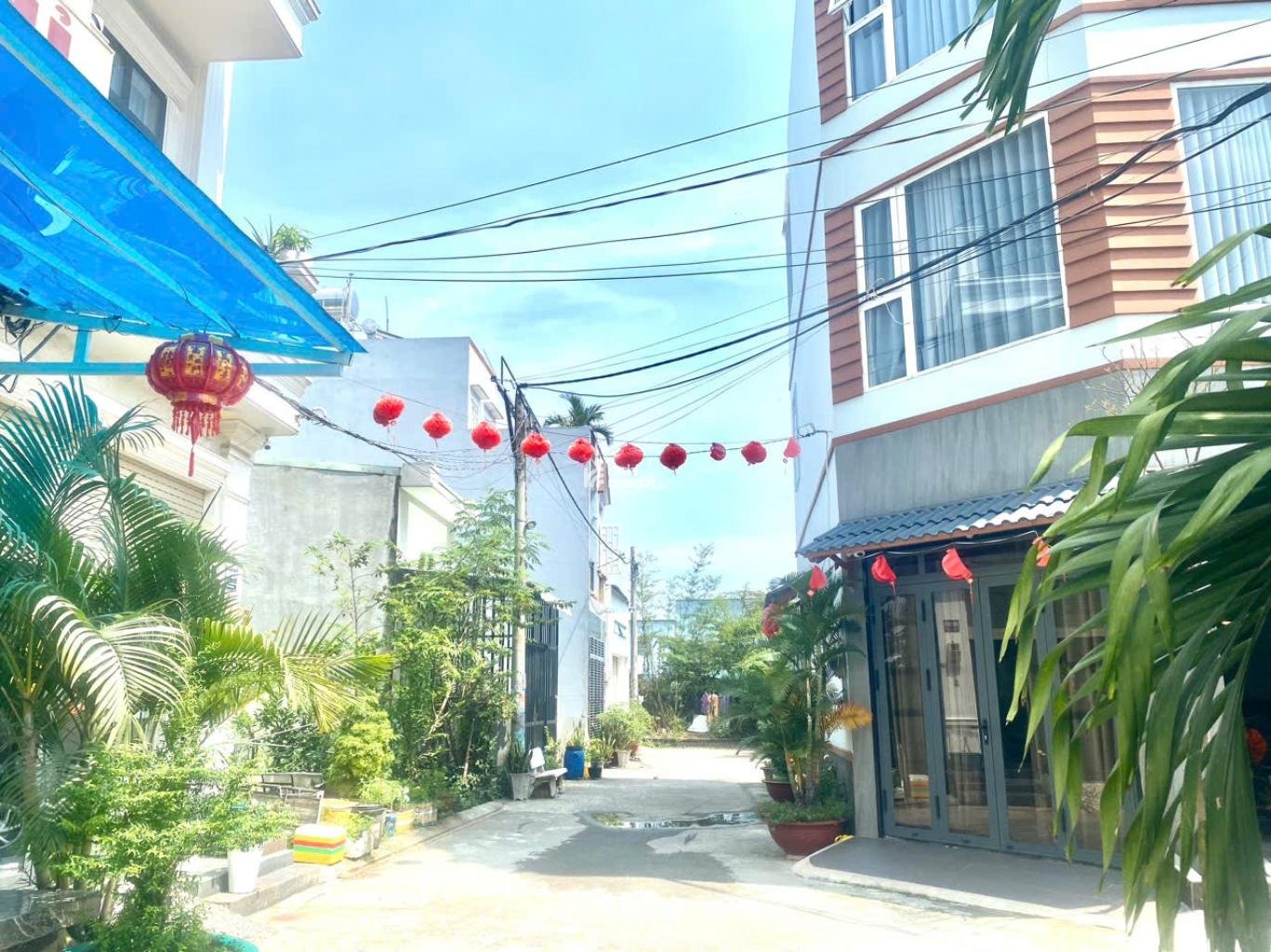 HẠ SÂU CÒN 6 TỶ - NHÀ PHỐ 1 TRỆT 3 LẦU MẶT TIỀN HẺM XE HƠI, LÃ XUÂN OAI, TP. THỦ ĐỨC 