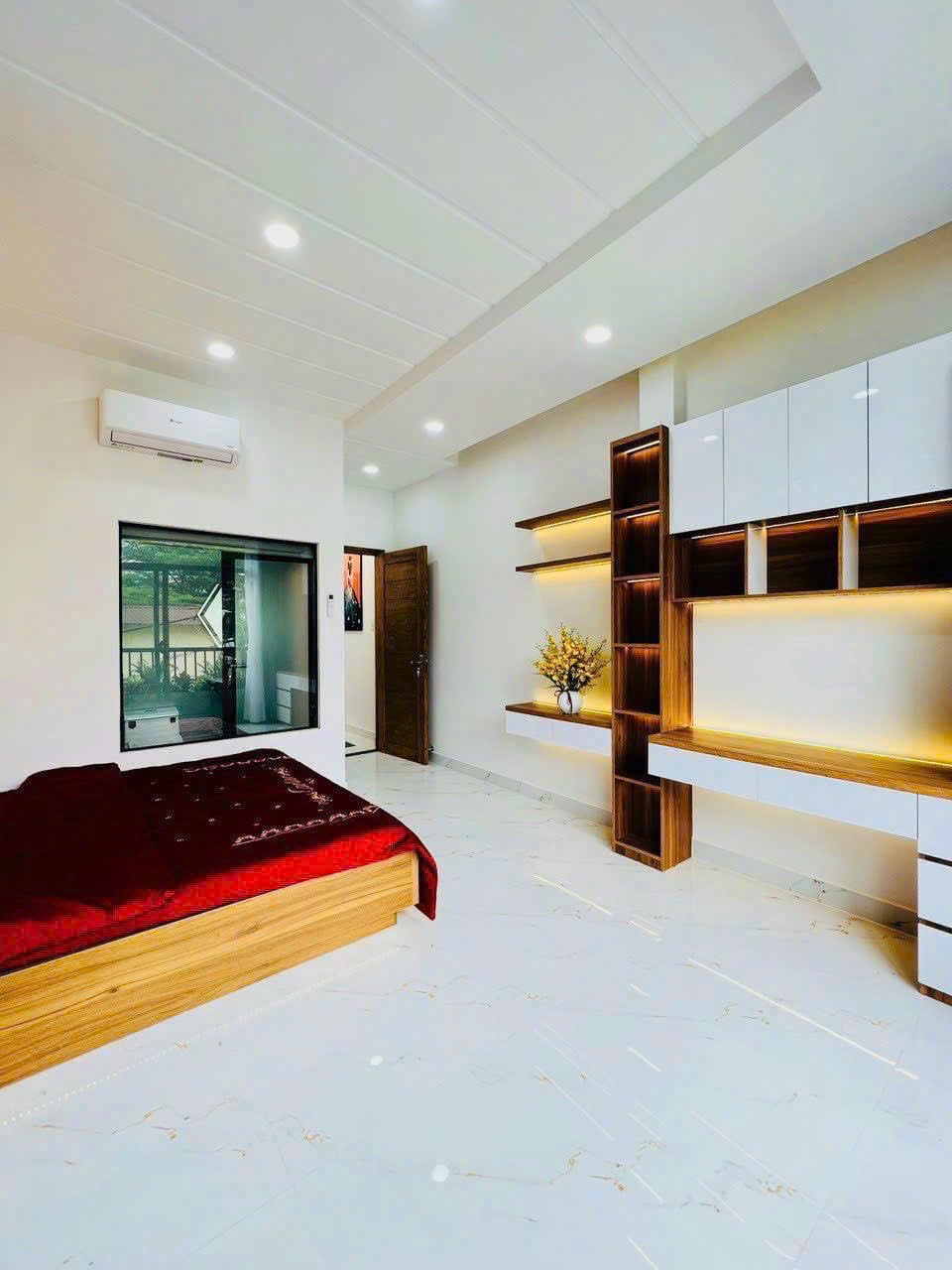 BÁN NHÀ GIÁ RẺ ĐẸP 4tỷ550tr DT 53,8m2 THÍCH QUẢNG ĐỨC, P.5, Q. PHÚ NHUẬN HCm