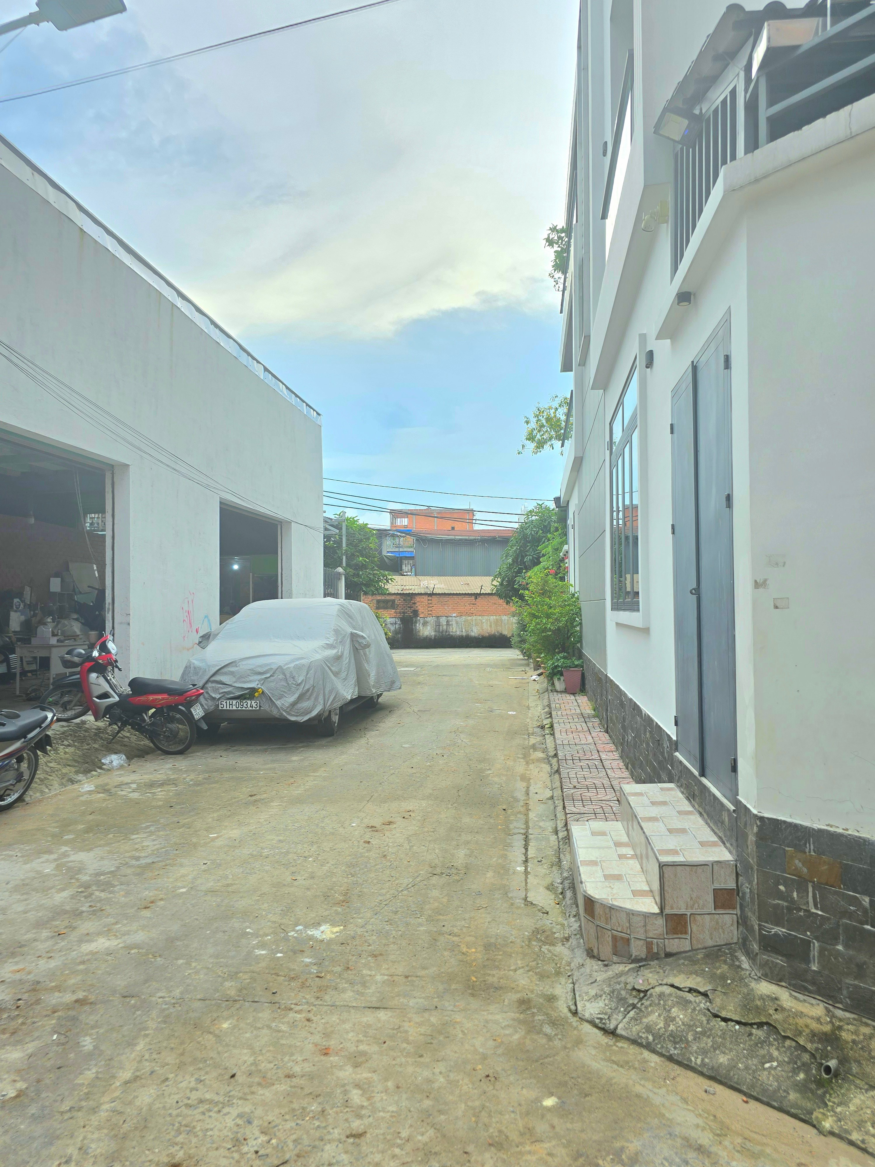 NHÀ HXH, 4 TẦNG - 60M2,* GIẢM 600TR, SÁT THPT LÝ THƯỜNG KIỆT, GIÁP TÂN PHÚ - CHỈ CÒN 5,9 TỶ