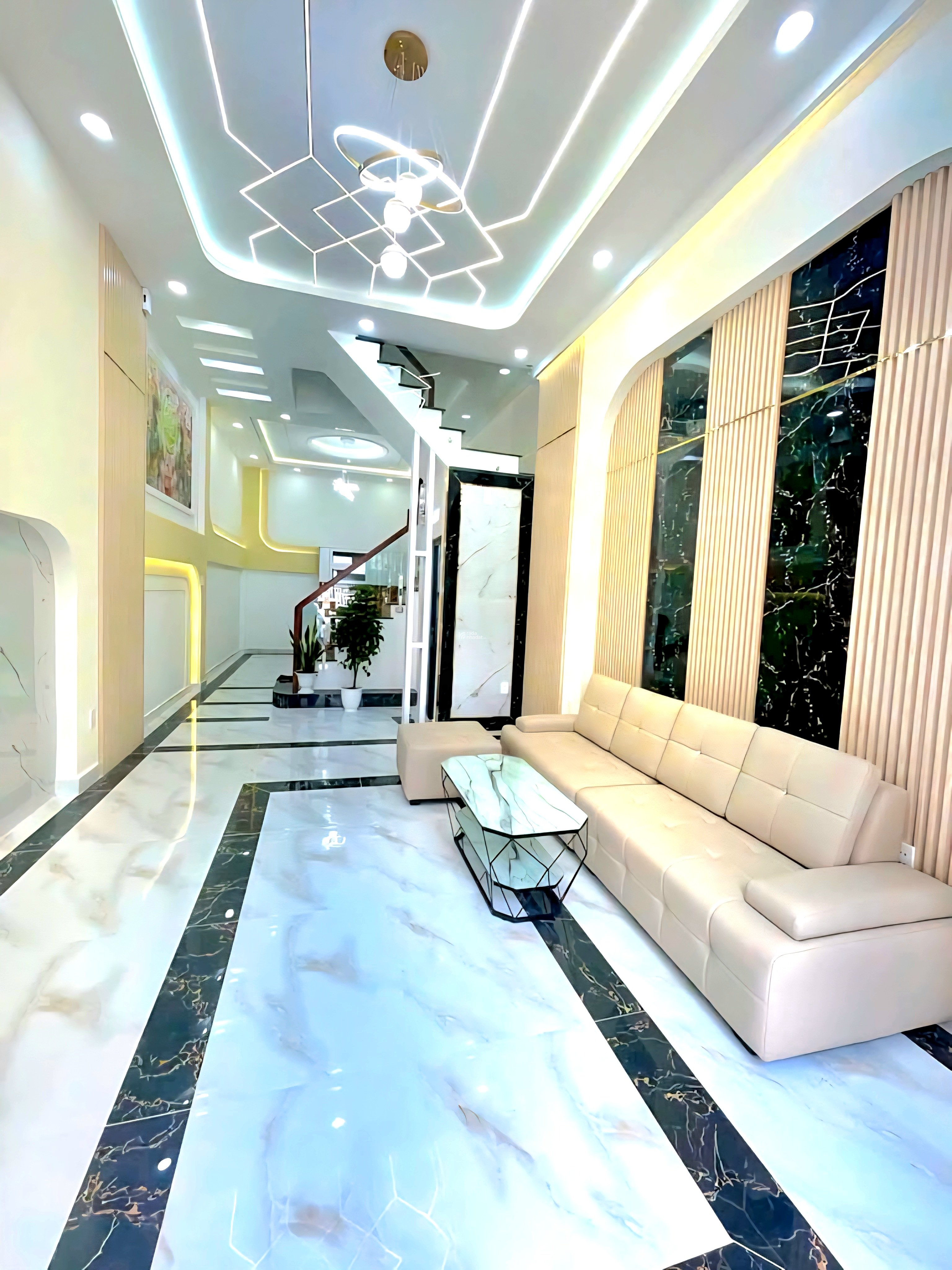 NHÀ HXH, 4 TẦNG - 60M2,* GIẢM 600TR, SÁT THPT LÝ THƯỜNG KIỆT, GIÁP TÂN PHÚ - CHỈ CÒN 5,9 TỶ