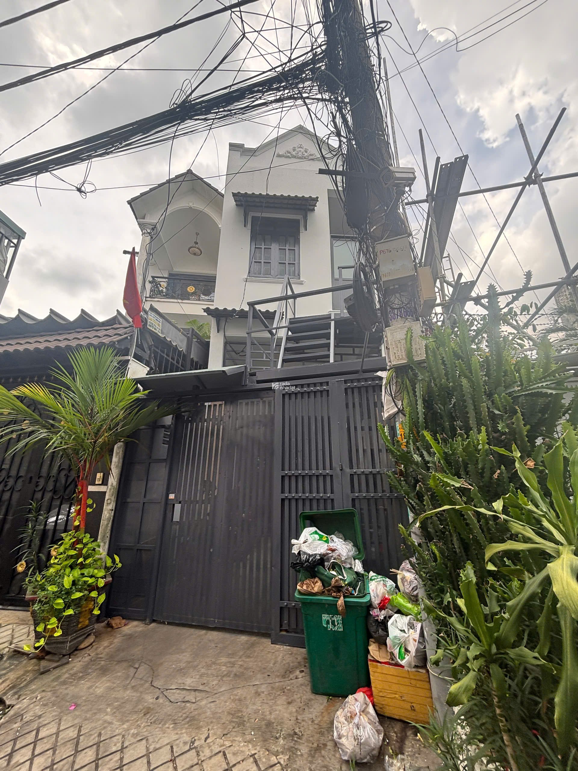 Nhà trọ trung tâm Thủ Đức diện tích công nhân trên sổ 115.9m, dòng tiền ổn định 300 triệu/năm