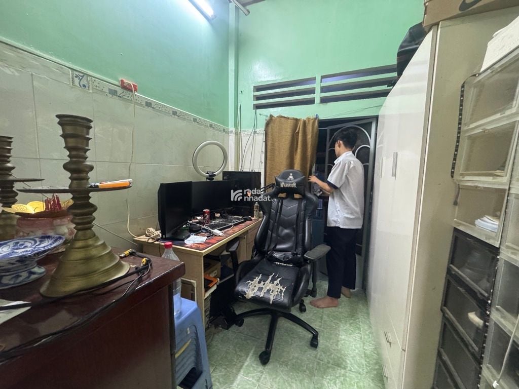 HẺM XE HƠI SÁT NHÀ. ĐINH TIÊN HOÀNG, BÌNH THẠNH, 28M2 TIỆN XÂY MỚI, GIẢM 550TR CHỈ 3.6T