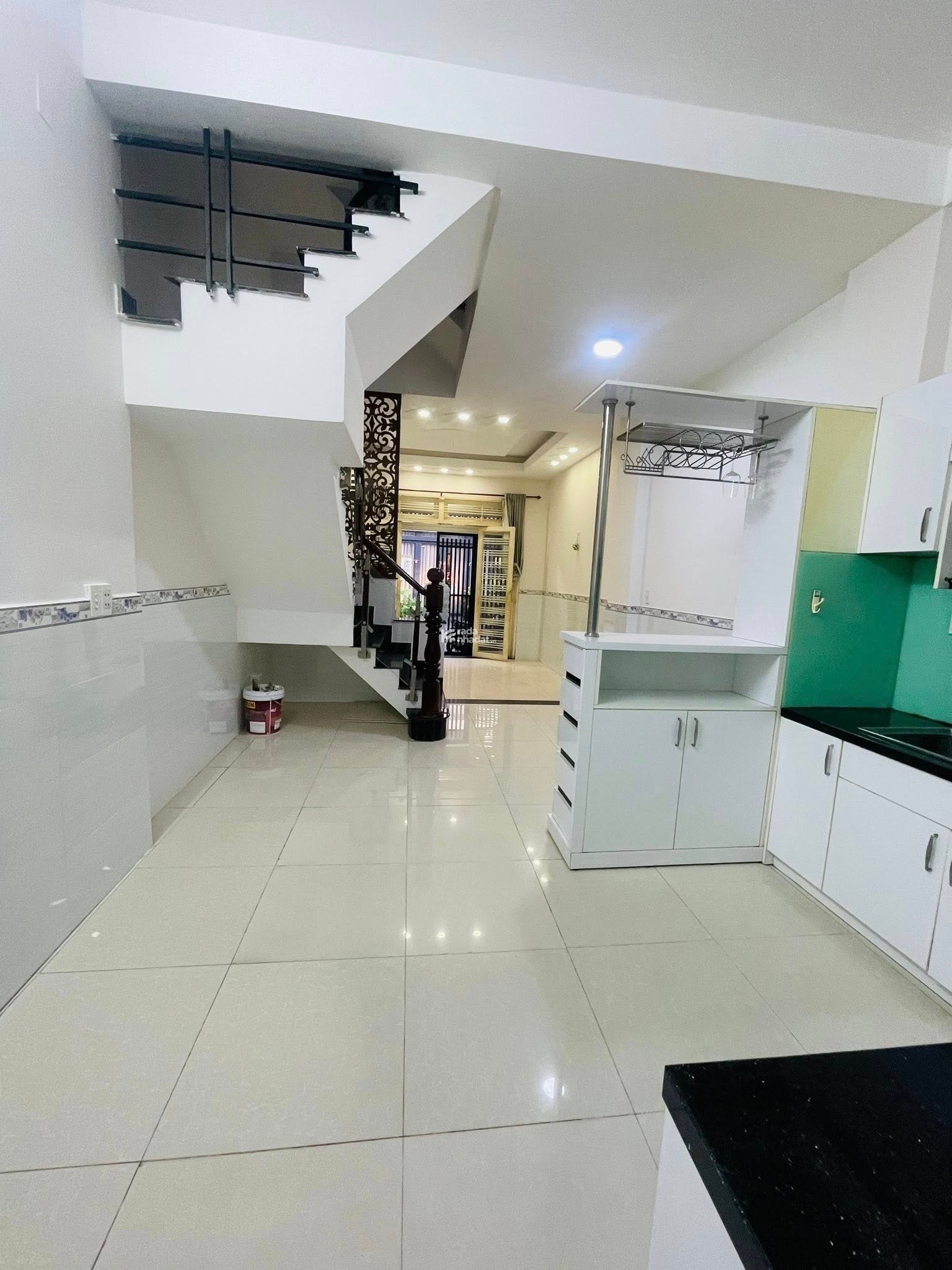 Bán nhà 401/16 Lê Văn Thọ P.9 GV, Dt 4x12m, 1 trệt 3 lầu ST. Giá 7,6 tỷ