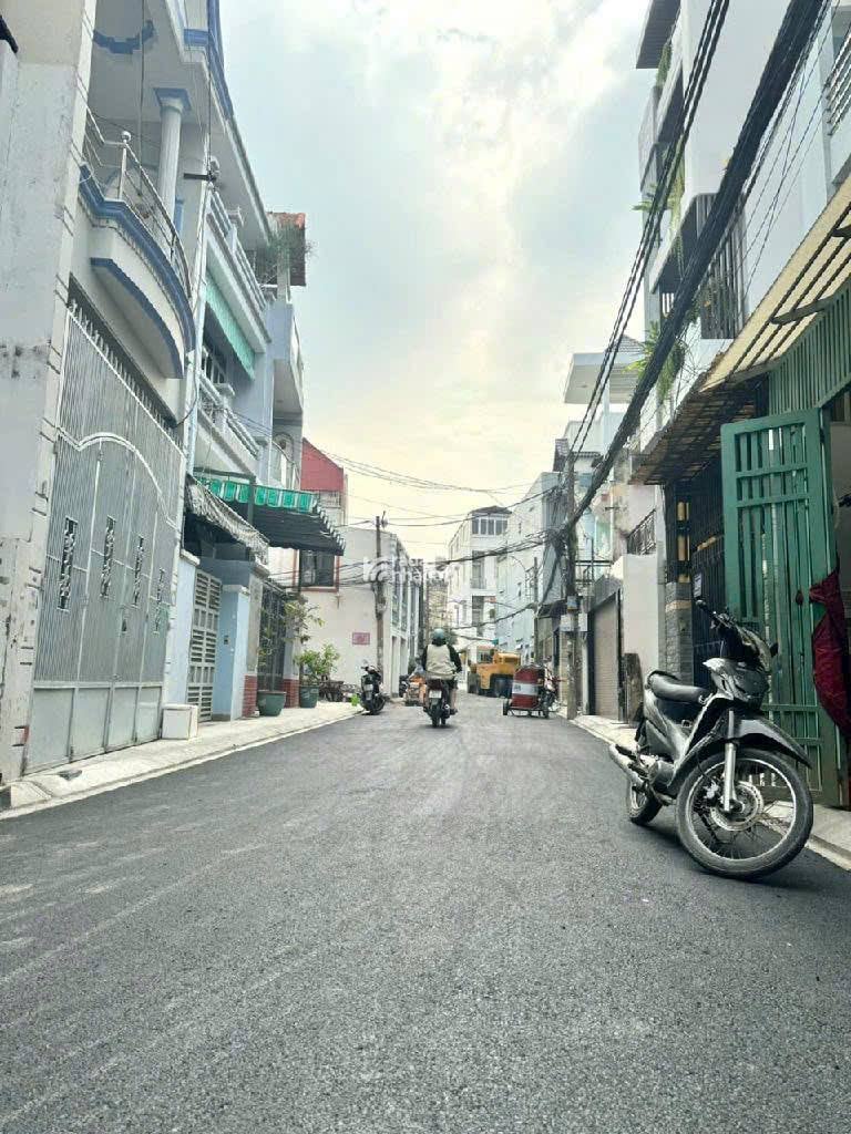 [TÂN BÌNH] HXH TRÃI NHỰA - 45M2 - 2PN - PHAN HUY ÍCH - Ở NGAY NHỈNH 5 TỶ