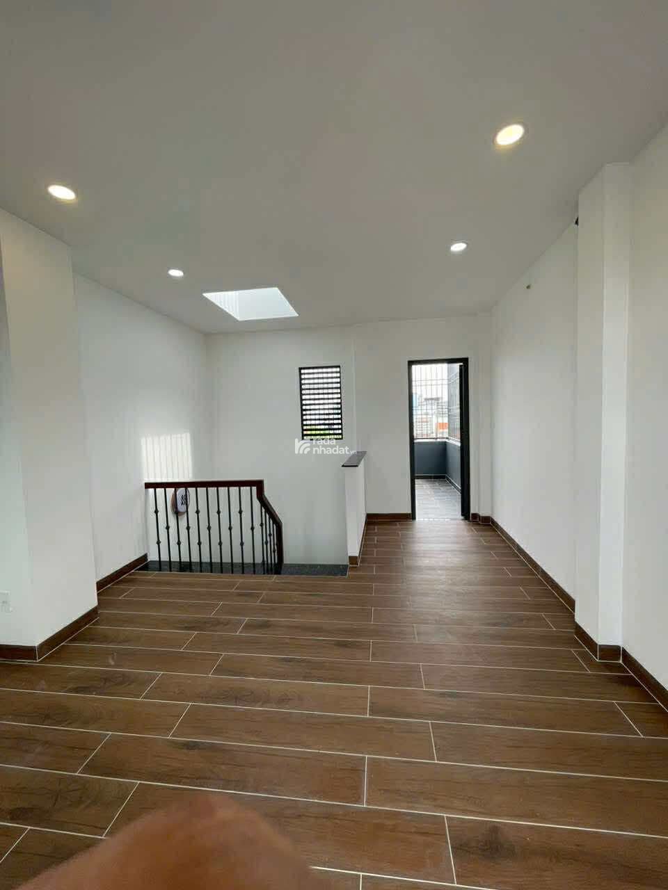 SIÊU PHẨM MTKD 4 TẦNG MỚI Ở NGAY TÂN PHÚ - NGAY TRẦN THỦ ĐỘ GIÁP KHU HỌ LÊ VÀ NGUYỄN SƠN