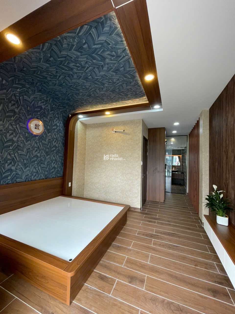 SIÊU PHẨM MTKD 4 TẦNG MỚI Ở NGAY TÂN PHÚ - NGAY TRẦN THỦ ĐỘ GIÁP KHU HỌ LÊ VÀ NGUYỄN SƠN