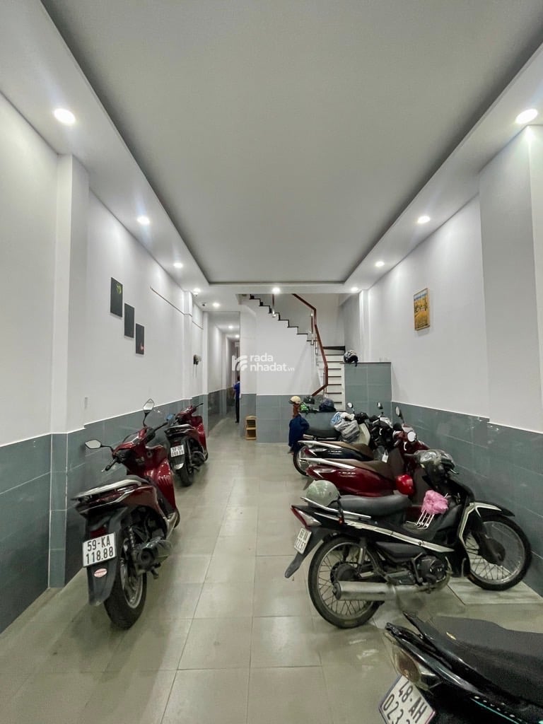 Bán căn hộ dịch vụ cho thuê gần đường tây thạnh lê trọng tấn