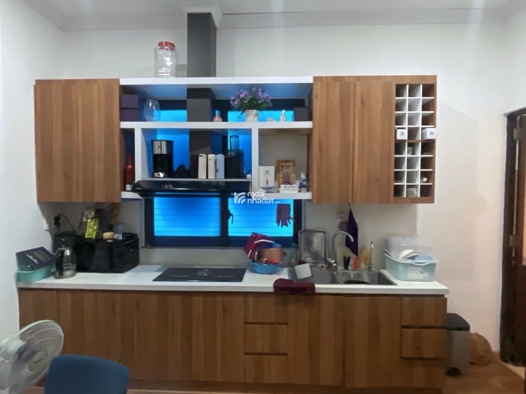 KHU VỰC KINH DOANH THUỐC TÂY - NGAY TRUNG TÂM QUẬN 10 - NGANG KHỦNG 7M – 63M2 – 4 TẦNG –