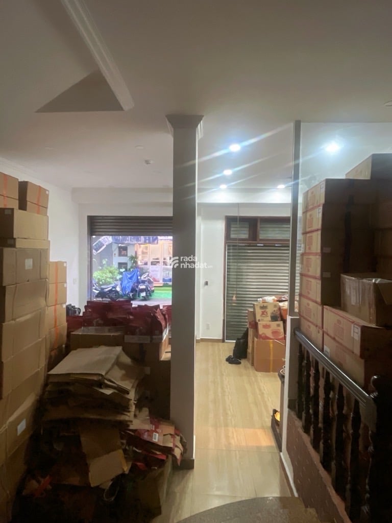 KHU VỰC KINH DOANH THUỐC TÂY - NGAY TRUNG TÂM QUẬN 10 - NGANG KHỦNG 7M – 63M2 – 4 TẦNG –