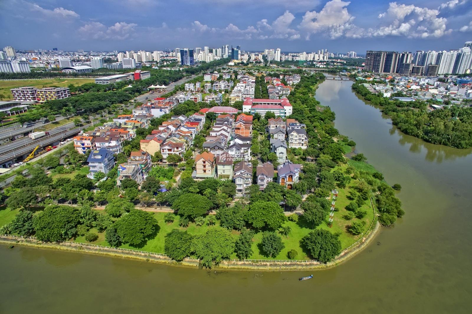 BÁN ĐẤT MẶT TIỀN ĐƯỜNG SỐ 79 TÂN QUY QUẬN 7