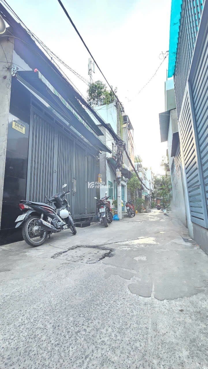 Nhà đẹp bán gấp, hẻm ô tô, đường Phạm Văn Bạch , P.15, Tân Bình, chỉ 6,9 tỷ Thương Lượng