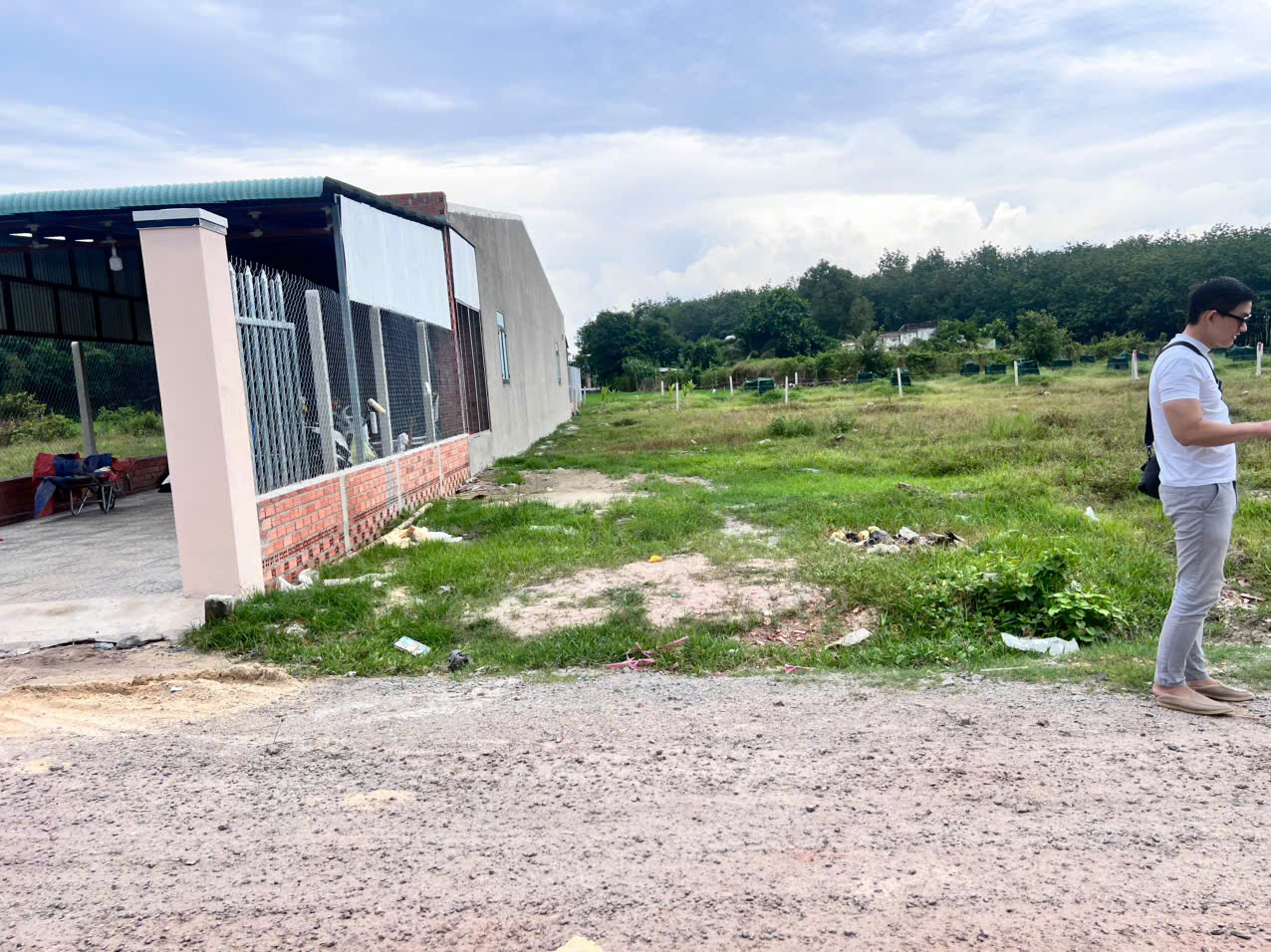 200m2 đất thổ cư 60m2 mà chỉ có 389tr/1 lô, còn duy nhất 2 lô. ngay thị trấn DMC