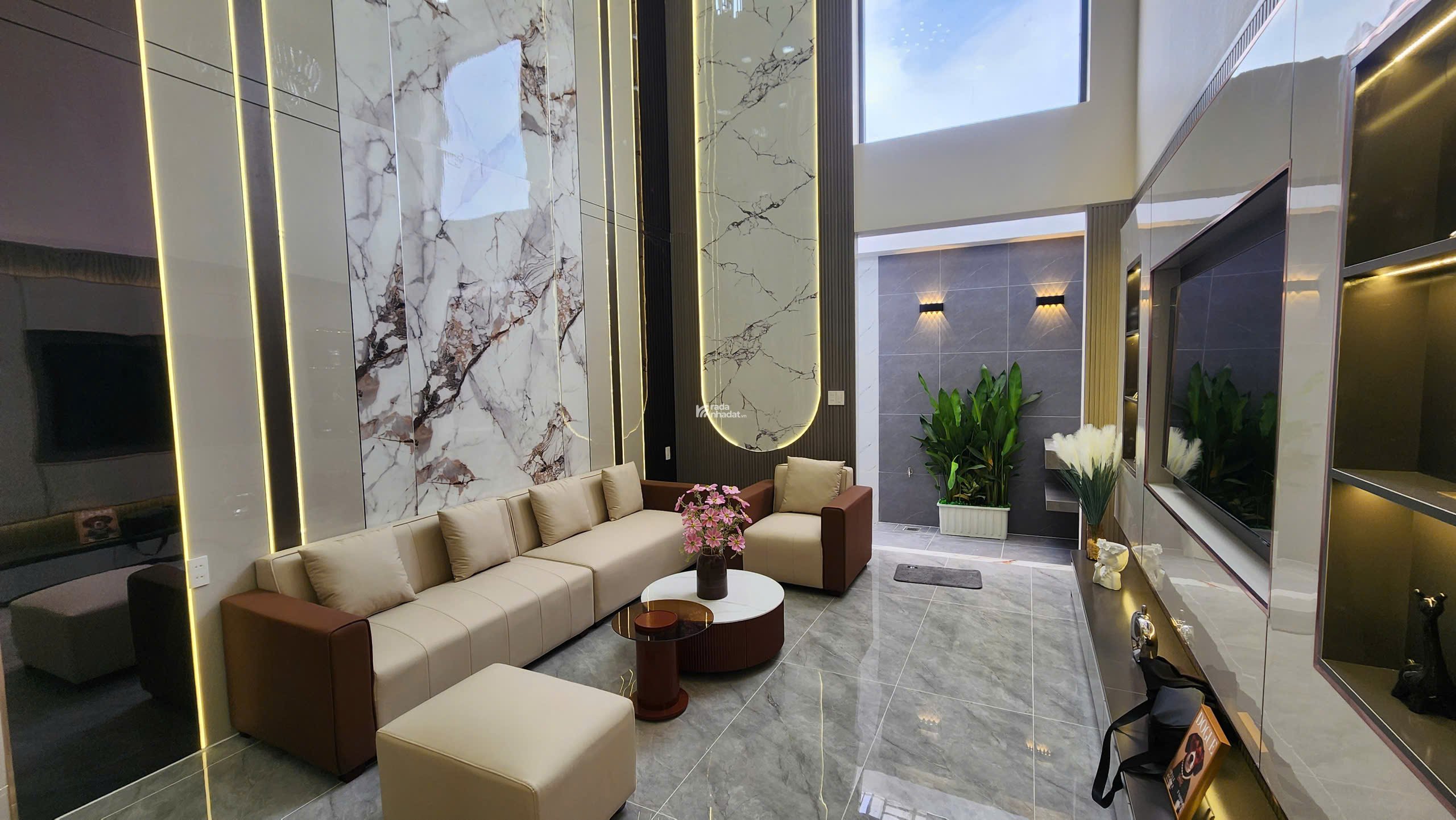 CẶP SIÊU PHẨM KHU VIP TX25 - TOÀN NHÀ LẦU SANG TRỌNG 6.X TỶ