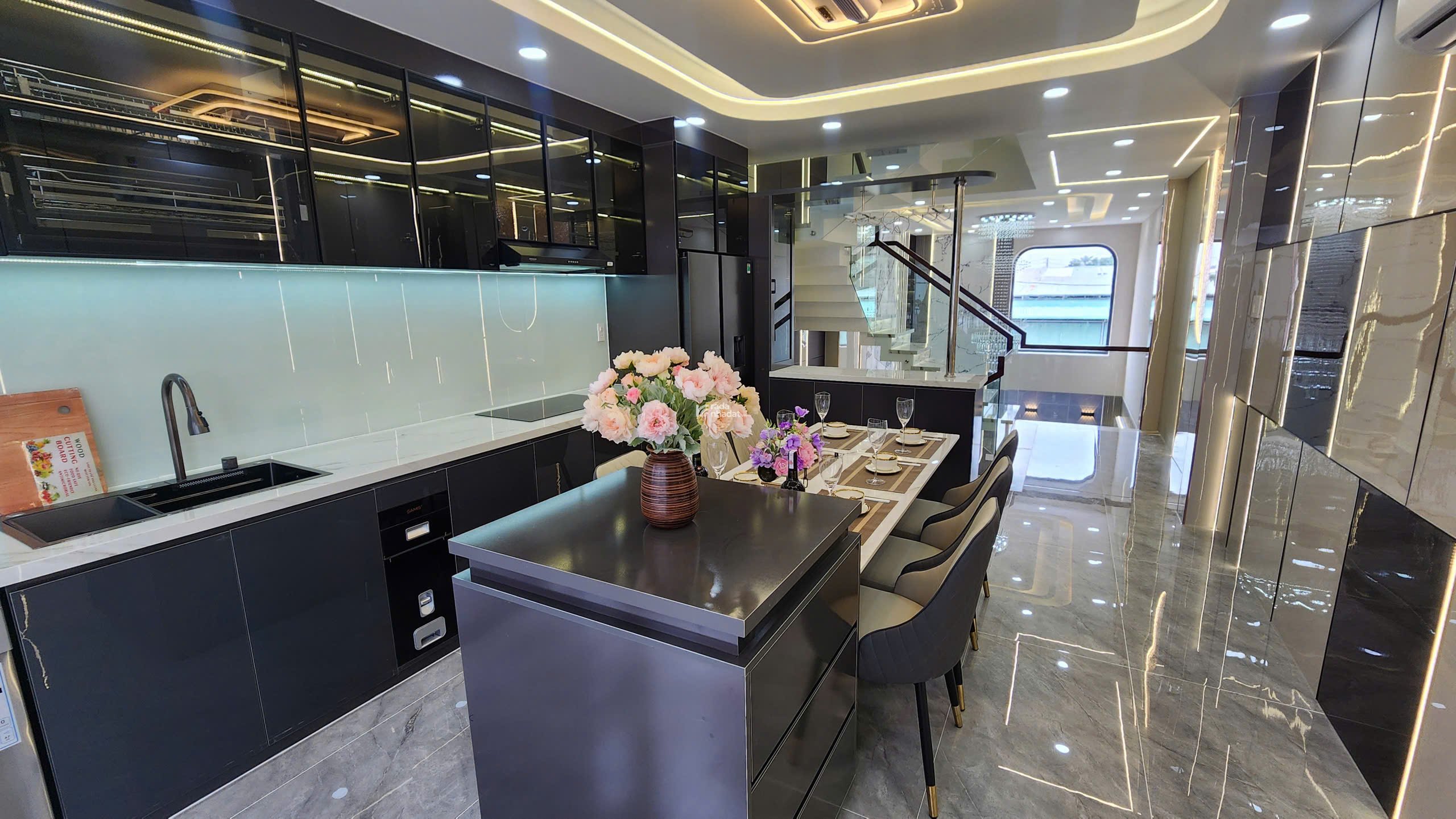 CẶP SIÊU PHẨM KHU VIP TX25 - TOÀN NHÀ LẦU SANG TRỌNG 6.X TỶ