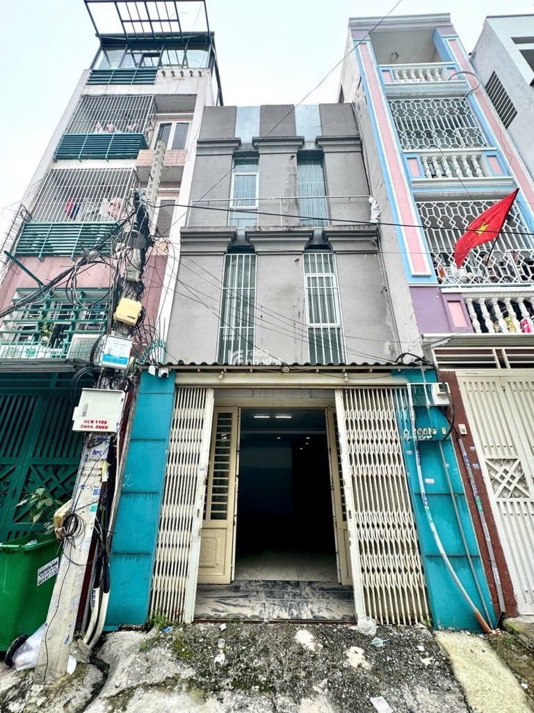 SÁT MT NGUYỄN KIỆM, PHÚ NHUẬN, 63M2 CÓ KC Ở NGAY. GIẢM 350TR CHỈ 12T TL