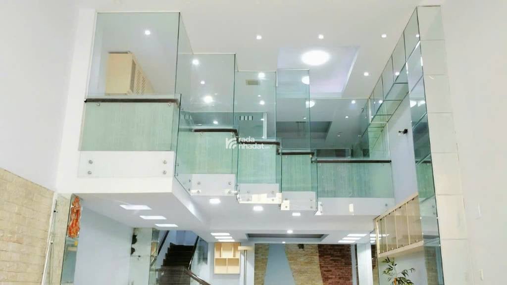 BÁN NHÀ HẺM CÔNG AN ĐƯỜNG TRẦN HƯNG ĐẠO QUẬN 1- 31.5 TỶ TL 