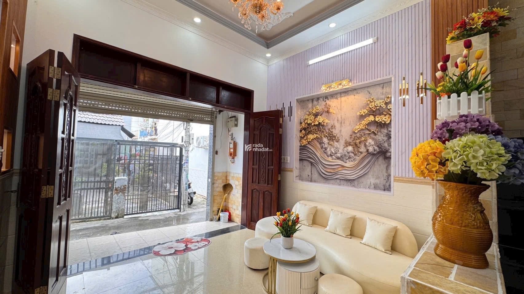 Cực hiếm khu vực quận 7, Diện tích khủng ngang 4m, Mặt tiền hẻm ô tô, chỉ 2 tỷ 590 thương lượng  