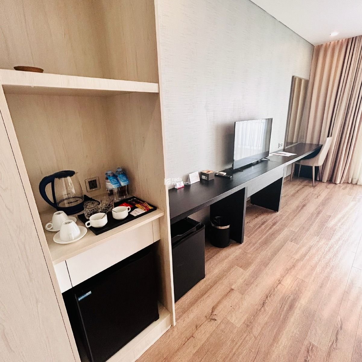 Bán chung cư cao cấp 2 phòng ngủ, tầng 20 view biển Mỹ Khê, trung tâm TP Đà Nẵng, sở hữu lâu dài