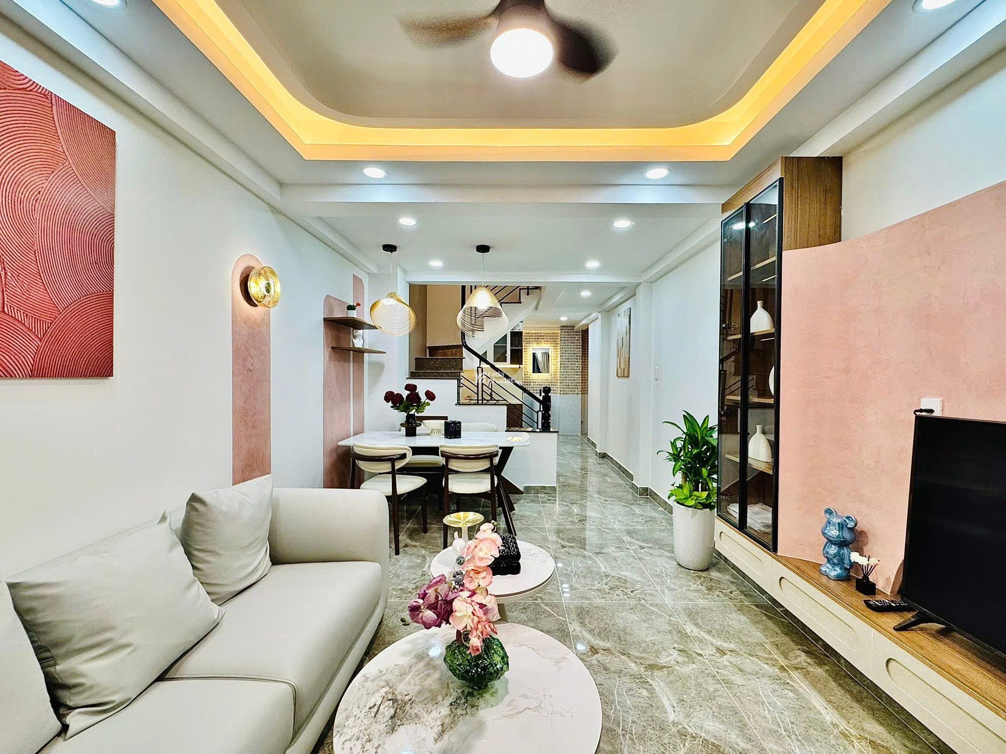 Sở hữu ngay căn nhà Trần Quốc Thảo, Quận 3, 48m2 nhỉnh 5 tỷ 890, sổ hồng riêng chính chủ