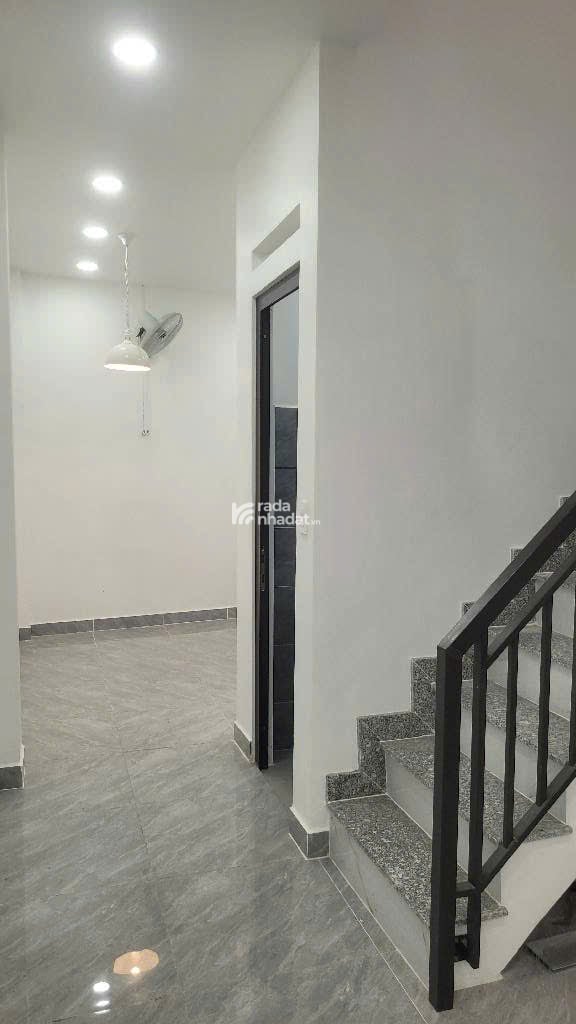 BÁN CĂN NHÀ ĐẸP - BÌNH TÂN - GIÁP AEONMAL TÂN PHÚ - HXH - 2 TẦNG - CHỈ 3 TỶ 500