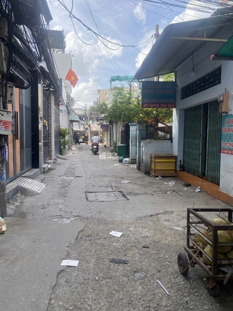 Nhà đẹp hẻm 4M sát Mặt tiền Trần Xuân Soạn -4*10 - full nội thất - nhỉnh 4T TL