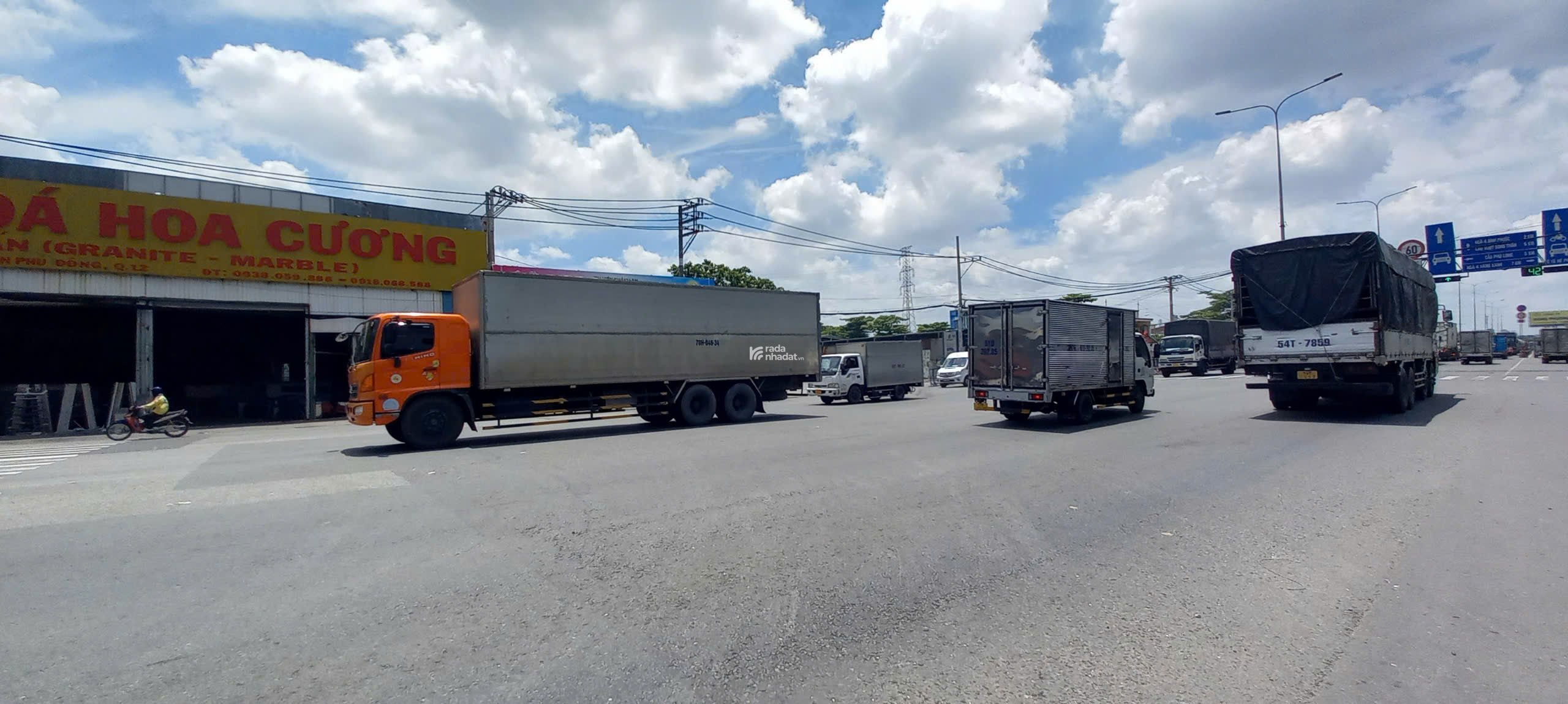 BÁN GẤP NHÀ XƯỞNG NGANG KHỦNG 21x80m, CONTAINER VÀO TẬN NƠI, VỊ TRÍ VÀNG AN PHÚ ĐÔNG Q.12 