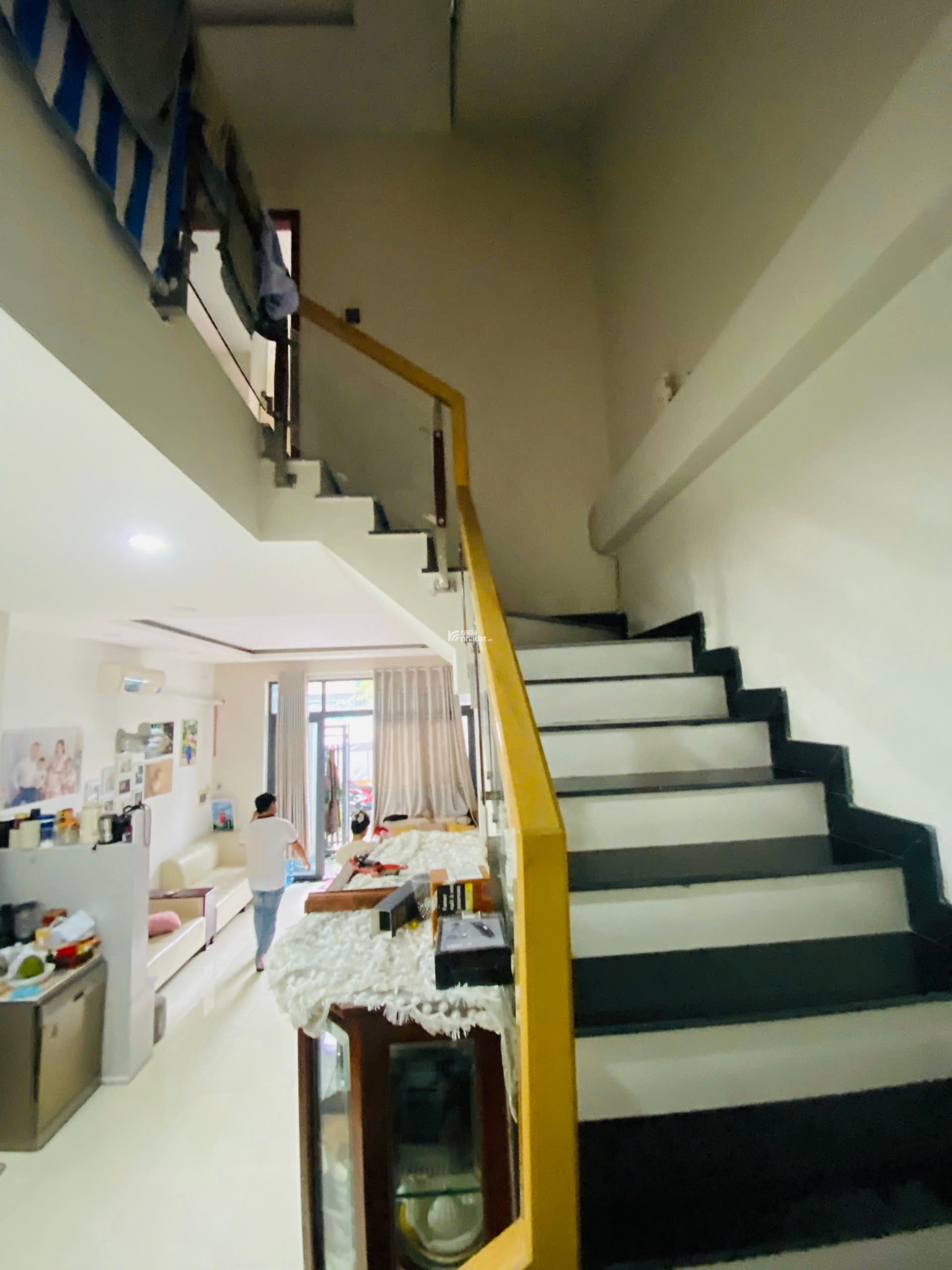  B.Á.N N.H.À 3 TẦNG ĐẸP NHÌN MUỐN DỌN VÔ Ở LIỀN!