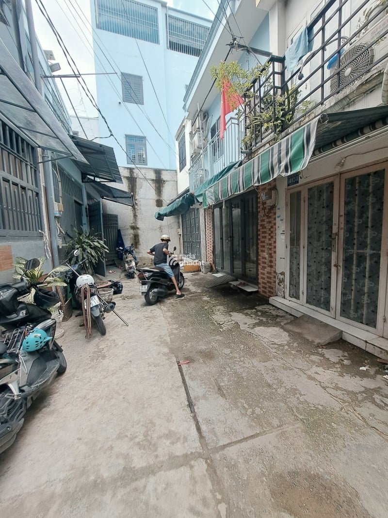 Bán nhà kế Aeon Tân Phú 20m2 2tỷ6. Không lộ giới, 2 tầng, nhà mới 100%