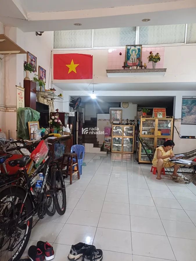 Hxh 5m Âu Cơ, 70m2, nở hậu 4.6m, 5 tầng 3PN kiên cố, chỉ 10.2 tỷ, về ở ngay