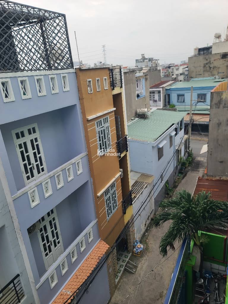 NHÀ 5 TẦNG BTCT  CÓ PCCC RIÊNG 4.516M ĐẸP TỶ HẺM XE HƠI