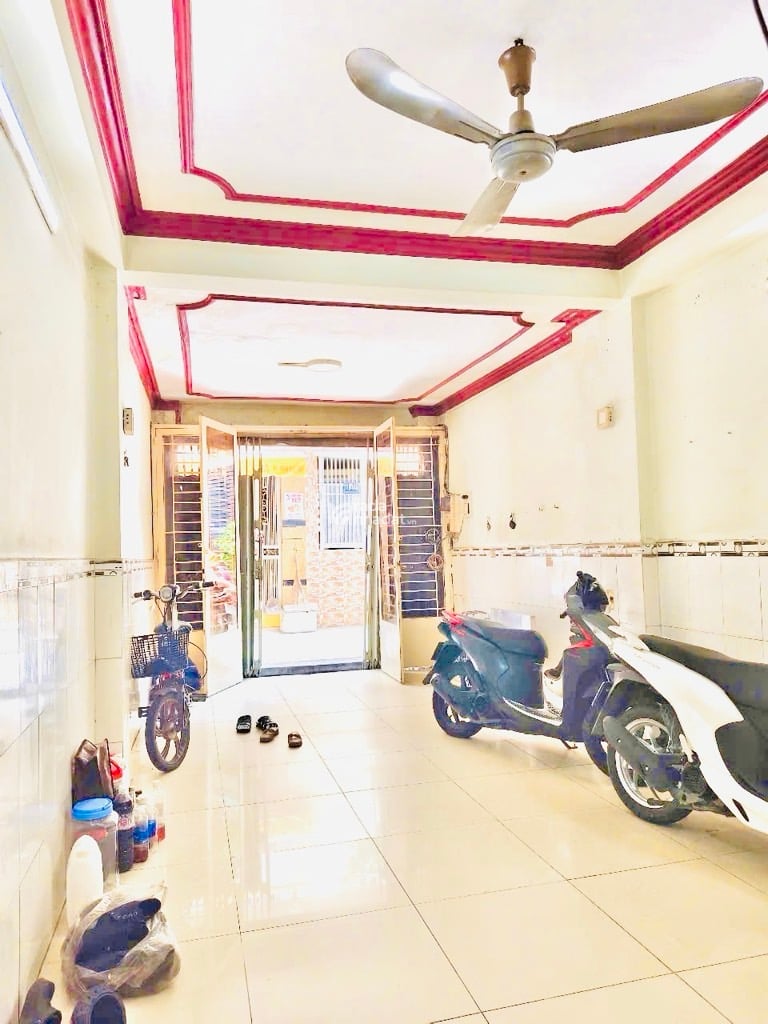 BÁN NHÀ HXH NGUYỄN THỊ TẦN, HẺM THÔNG, SÁT MẶT TIỀN, 55M2
