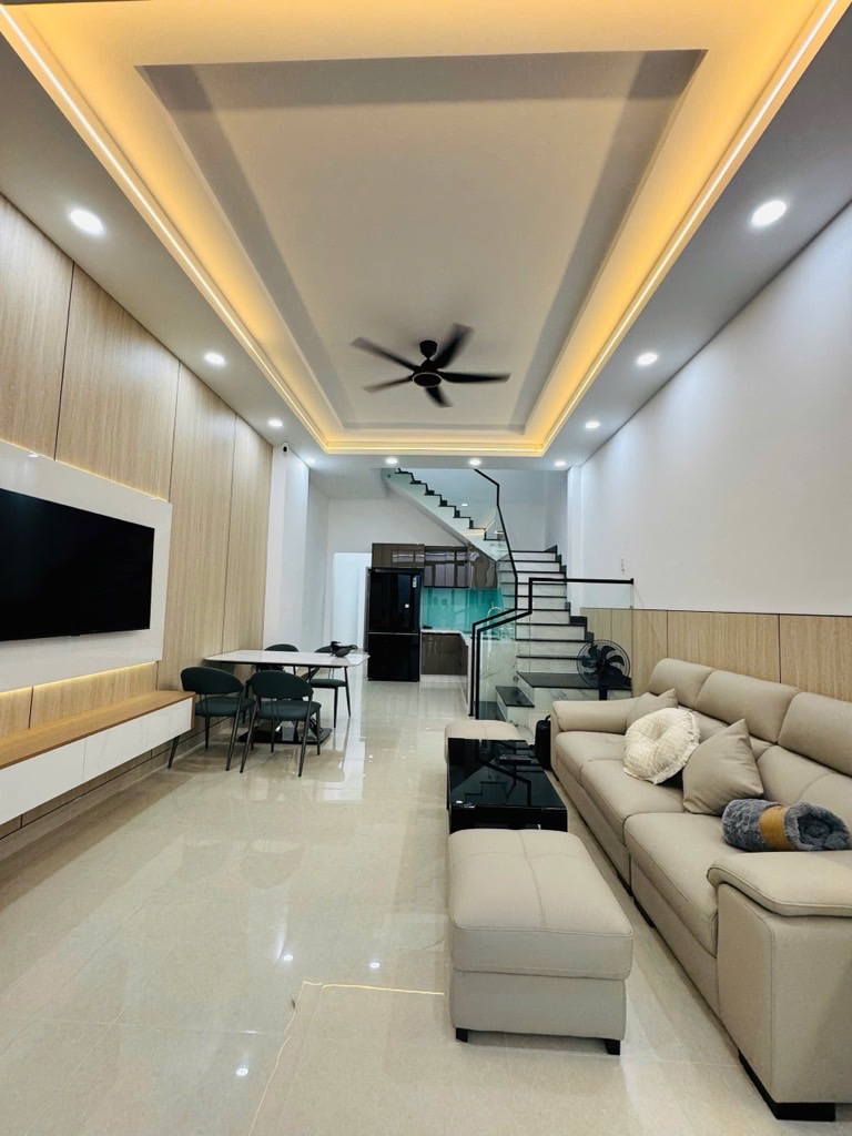 NHÀ ĐẸP FULL NỘI THẤT CAO CẤP ... KHU TÊN LỬA ĐƯỜNG SỐ 7 AN LẠC A ( 53m2 , 3 tầng )